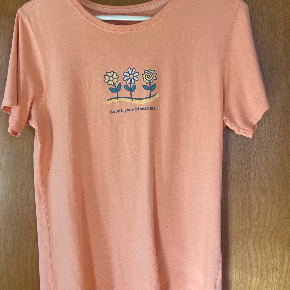 Life Is Good ladies T-Shirt with Floral Graphic